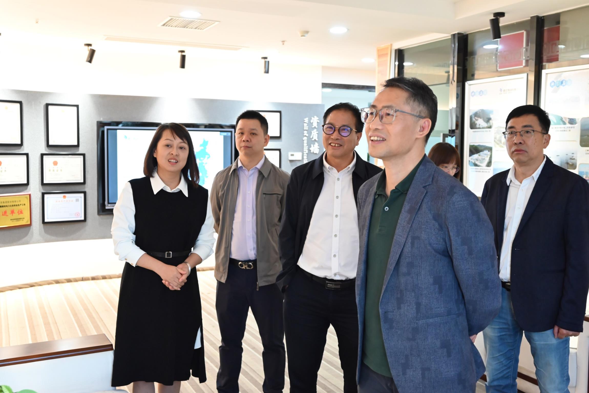 ��ҳ- �������ǲ��й��ٷ���վ